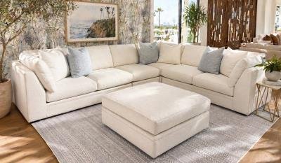 BREVARD%20SECTIONAL%20W%20PILLOW.JPG