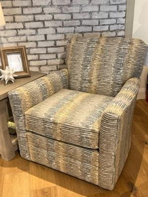RR5006-800-2731%20NOLITA%20SWIVEL.jpg